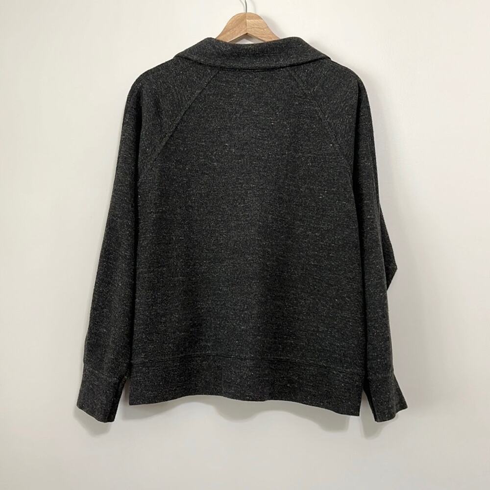 Nike Men's 1/4 Zip Pullover Sweatshirt - Picture 5 of 5